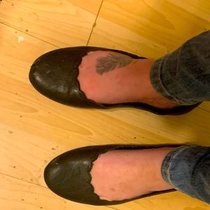 2/20$ 6.5 like new Lauren Conrad ballet flats very clean